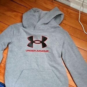Under Armour sweatshirt